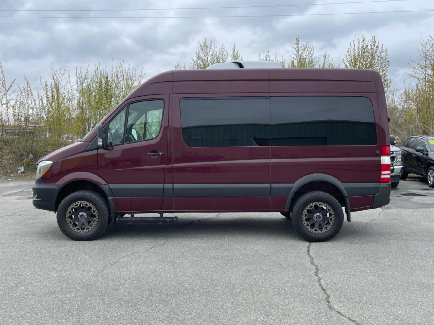 2017 BURG FREIGHTLINER SPRINTER 4x4 Mercedes Van (WCDFE7CD1HP) , Automatic transmission, located at 1960 Industrial Drive, Wasilla, 99654, (907) 274-2277, 61.573475, -149.400146 - Photo#1